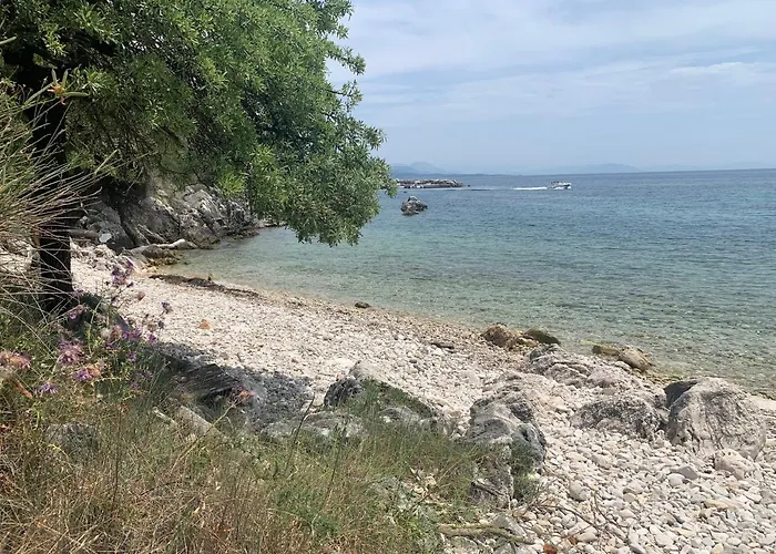 Melina Nisaki (Corfu)